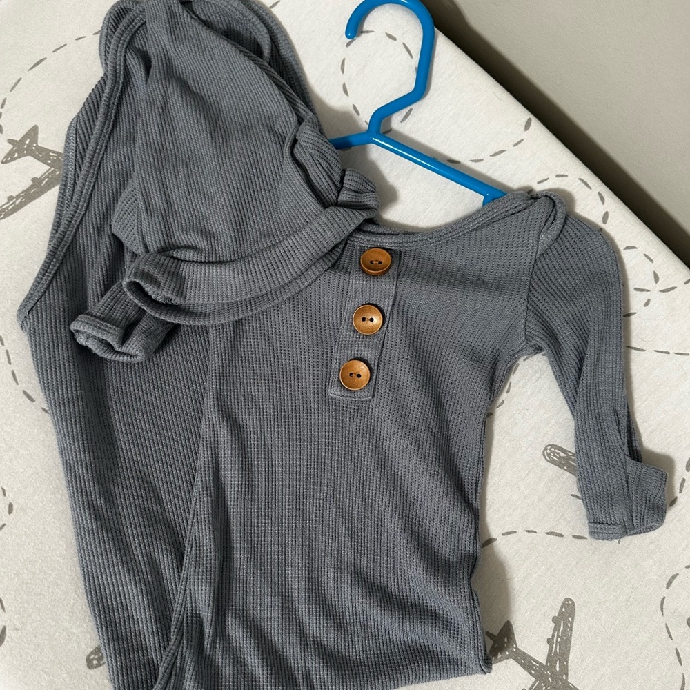 Caden lane dusty denim waffle knot gown and matching hat